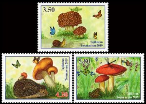 2019 Tajikistan 843-845 Mushrooms and insects