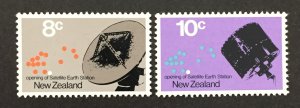 New Zealand 1971 #478-9, Satellite, MNH.