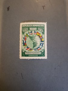 Stamps Dominican Republic Scott #351 never hinged