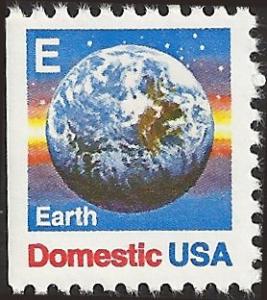 # 2282 MINT NEVER HINGED E STAMP GLOBE