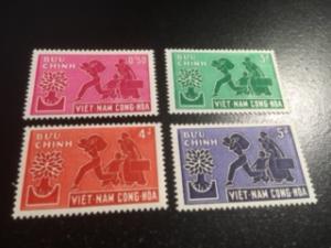 Viet Nam sc 132-135 MNH