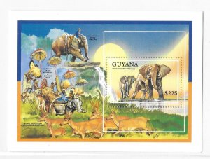 Guyana 1992 African Elephants Kenya S/S Sc 2608 MNH C8