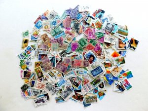 Mini Mixture 500 Different Commemoratives, Used/Fine, Off paper, some better  