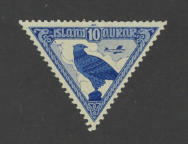 Iceland Scott C3 Mint Hinged - Bird, Triangle