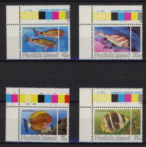 [Hip2320] Norfolk Island 1982 : Fishs Good set very fine MNH stamps