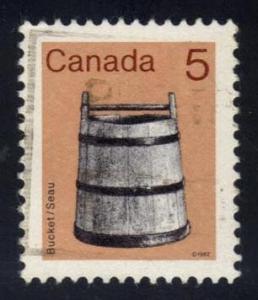 Canada #920 Bucket, used (0.25)