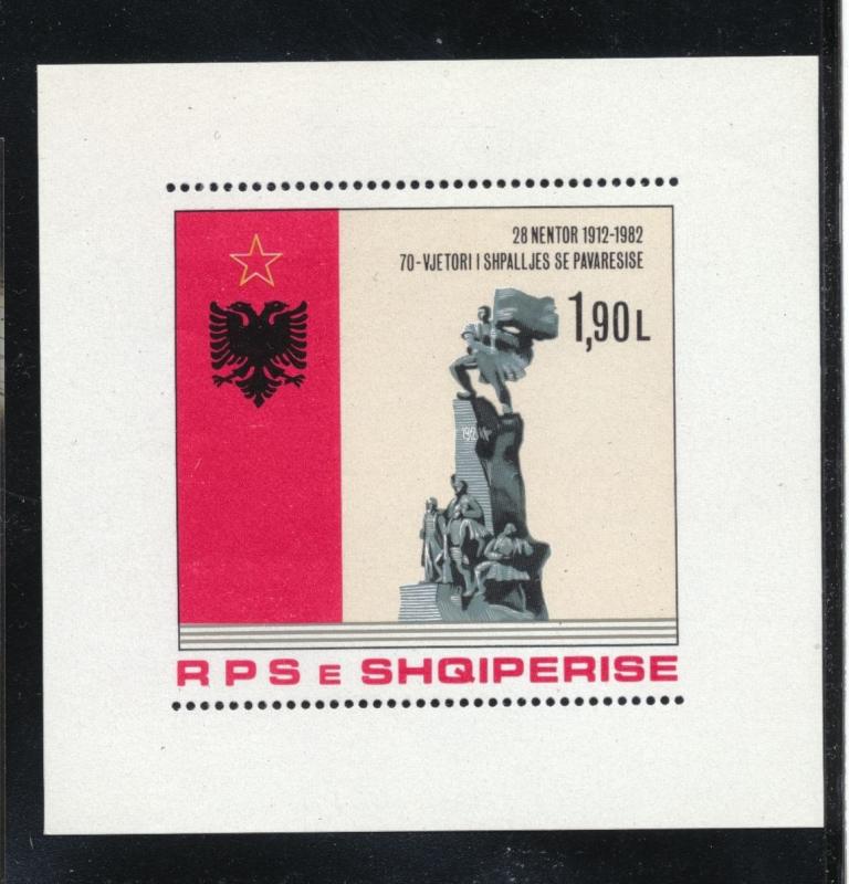 Albania 2051, MNH, Independente Monumentce Tirana. x13200