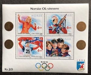 Norway 946 MNH Souvenir Sheet.