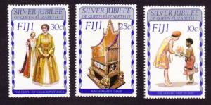 Fiji 1977 Sc#371/373 SILVER JUBILEE QUEEN ELIZABETH II Set (3) MNH