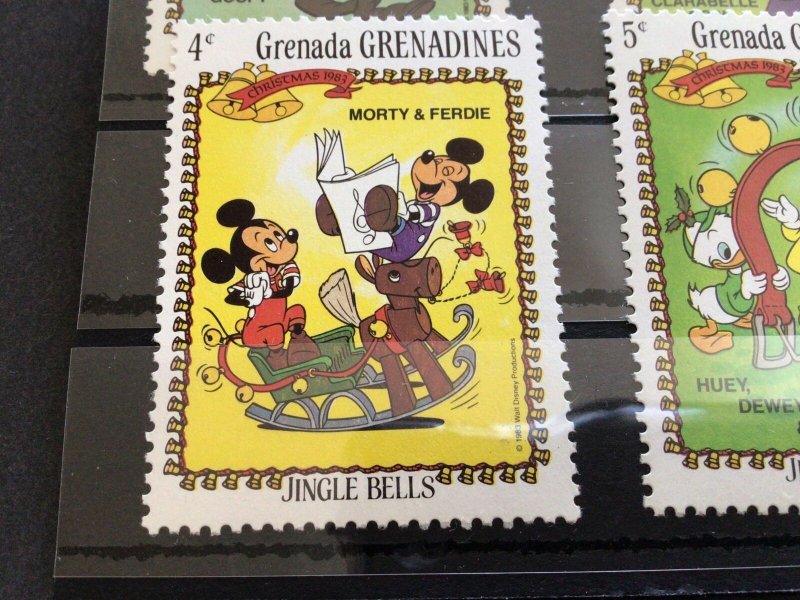 Grenada Grenadines mint never hinged Walt Disney Character Stamps  Ref 63205 