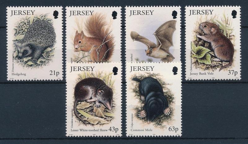 [41221] Jersey 1999 Wild Animals Mammals Hedgehog Squirrel Bats Mole MNH