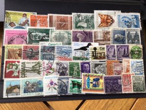 Super World mounted mint & used stamps for collecting A13012