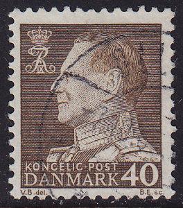 Denmark - 1965 - Scott #417 - used - King Frederik IX