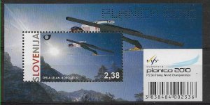 #942 SLOVENIA 2010 SPORTS SKIING WORLD CUP S/SHEET YV BL 46 MNH