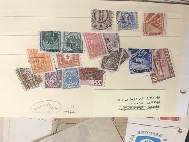 W.W. Loose Stamp Pages With Some Very Nice Glassine’s Might Find Some Gems