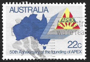 Australia #778 22c Map of Australia, APEX Emblem
