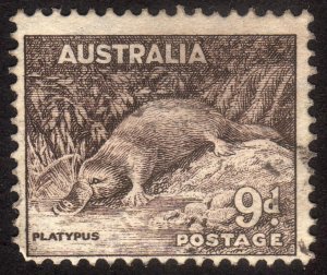 1943, Australia 9p Used, Sc 174