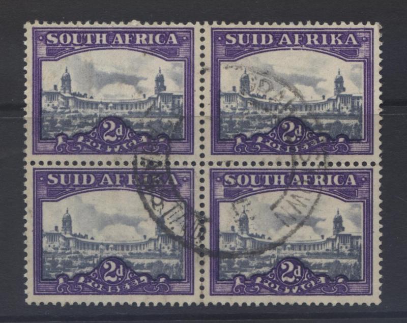 SOUTH AFRICA - Scott 36 - Government Buildings -1932- FU -Block of 4 2d Stamps