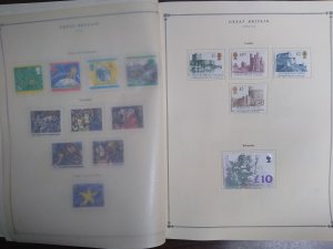 collection on pages Great Britain 1993-95 HX: CV $211