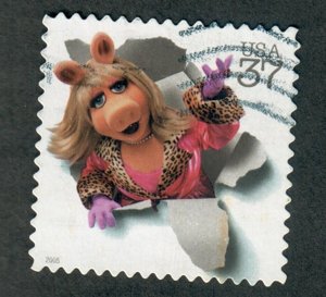 3944d Muppets Used Single