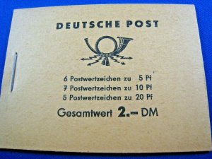 GERMANY (DDR) 1957  -  SCOTT # 330c, 333a, 477b IN COMPLETE BKLT - LOT OF 10