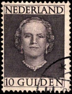 Netherlands #319-322, Complete Set(4), 1949, Royalty, Used