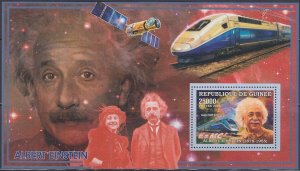 GUINEA Michel # 4292 SINGLE MNH S/S CELEBRATING ALBERT EINSTEIN