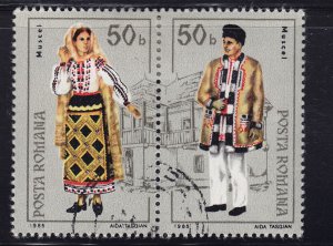 Romania 3315a Women's and men's costumes 1985