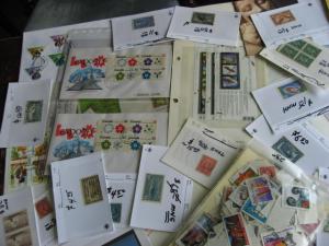 Canada trash(duplicates,mixed cond) to treasure wee boxlot