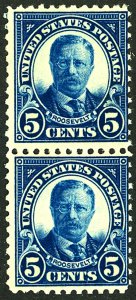 U.S. #557 MINT PAIR OG NH 