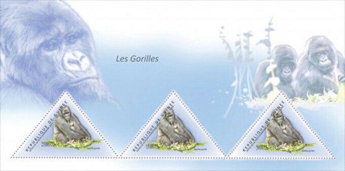 Guinea - Gorillas - 3 Stamp  Sheet - 7B-1651