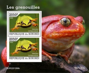 Burundi - 2022 Blue-back Reed Frog - 2 Stamp Souvenir Sheet - BUR2201099b