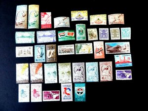 UAR Mini Lot of 75, Mint/NH/VF, many early issues, sets and airmails