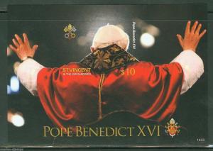 ST. VINCENT  2014 POPE BENEDICT XVI SOUVENIR SHEET  IMPERFORATE MINT NH