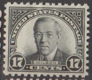 U.S. Scott #697 Wilson Stamp - Mint Single