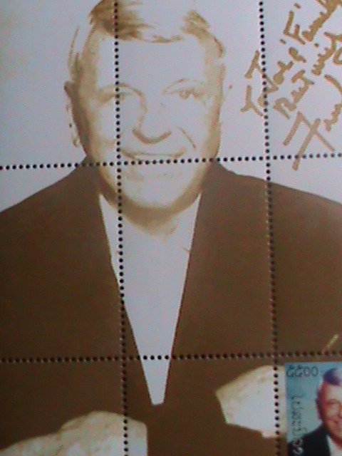 ​LAOS-1999: FAMOUS MOVIE STAR-FRANK SINATRA MNH S/S SHEET VERY FINE