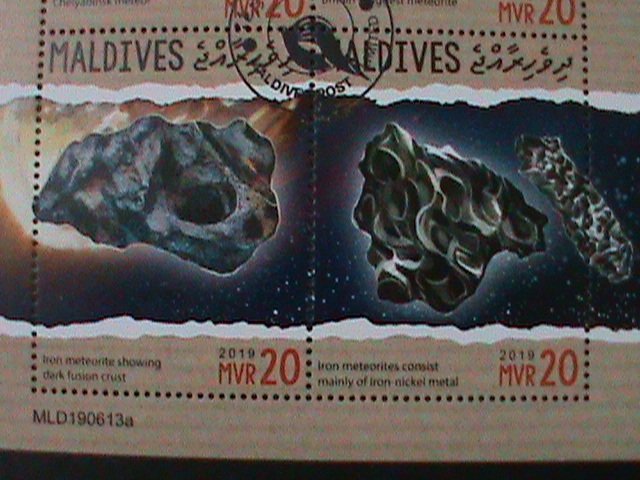 MALDIVES-2019   BEAUTIFUL METORITES-FOSSILES CTO SHEET VERY FINE LAST ONE