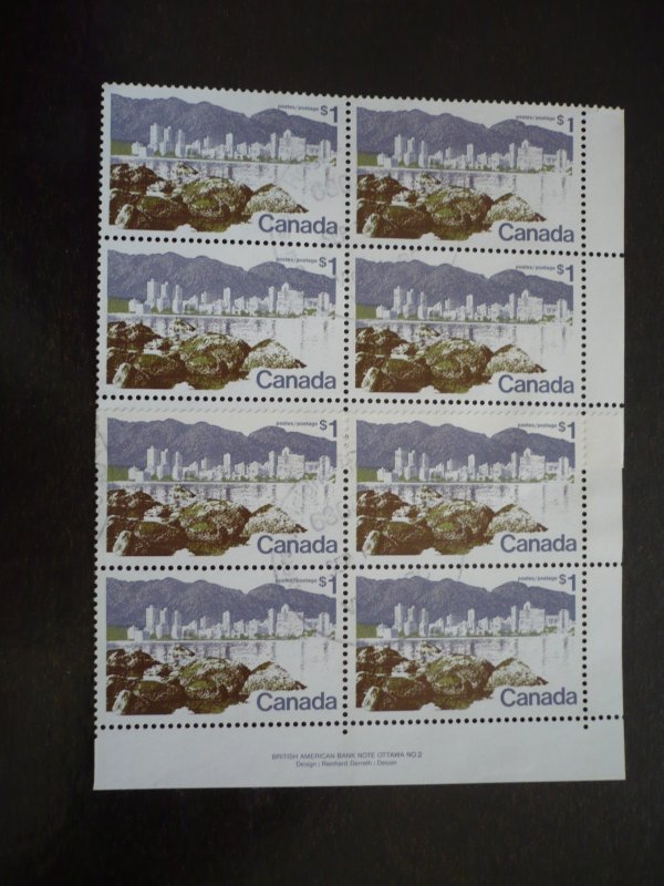 Stamps - Canada - Scott# 599 - Used Plate Block of 8 Stamps