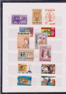 COLLECTION OF VIETNAM STAMPS IN SMALL STOCK BOOK - 95 MNH STAMPS