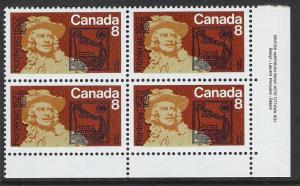 Canada #561 LR PL BL Frontenac 8