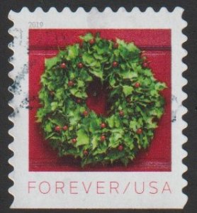 SC# 5427 - (55c) -Wreaths - holly & red berry - Used single Off Paper