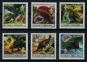 S. TOME E PRINCIPE 2003 - Dinosaurs / complete set MNH