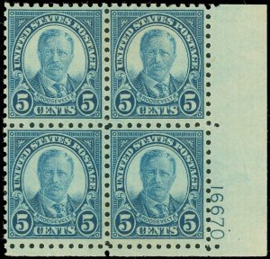 US SCOTT #586 Rt. Margin PB/4, Mint-VF-NH, SCV $425, Slight Gum Toning DK-8/5/20