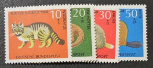 Germany Sc # B430-33, VF MNH