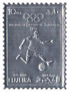 Fujeira Mi #1403A  mnh - 1972 Summer Olympics Munich - soccer - silver foil