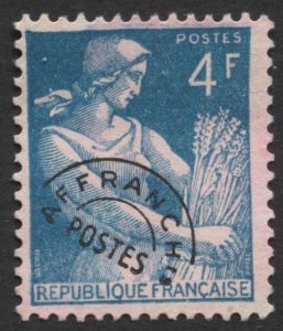 France #707 Farm Women Used CV$0.30