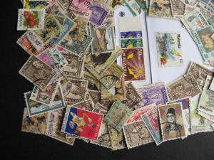 Hoard breakup mixture 150 MALAYA/MALAYSIA Duplicates & mixed condition