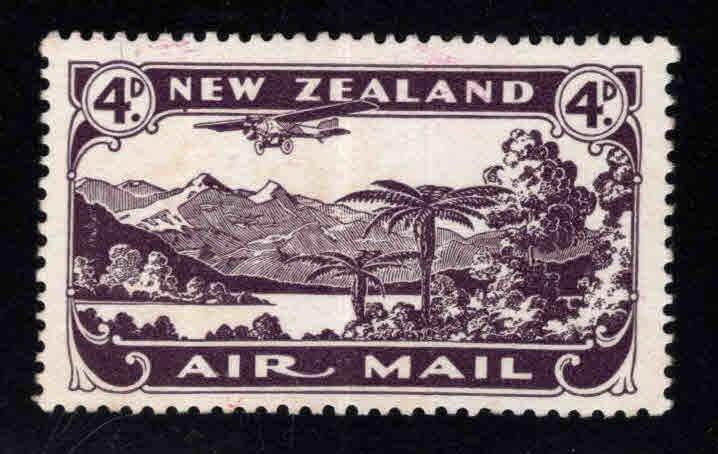 New Zealand Scott C2 MH* airmail stamp , wmk 61 CV $27.50 see notes