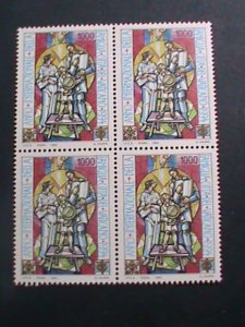 VATICAN 1994 SC#957 INTERNATIONAL YEAR OF THE FAMILY -MNH-BLOCK OF 4 VERY FINE