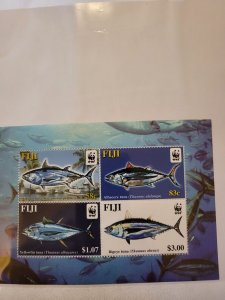 Stamps Fiji Scott #1006 nh